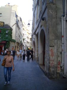 street-in-le-marais